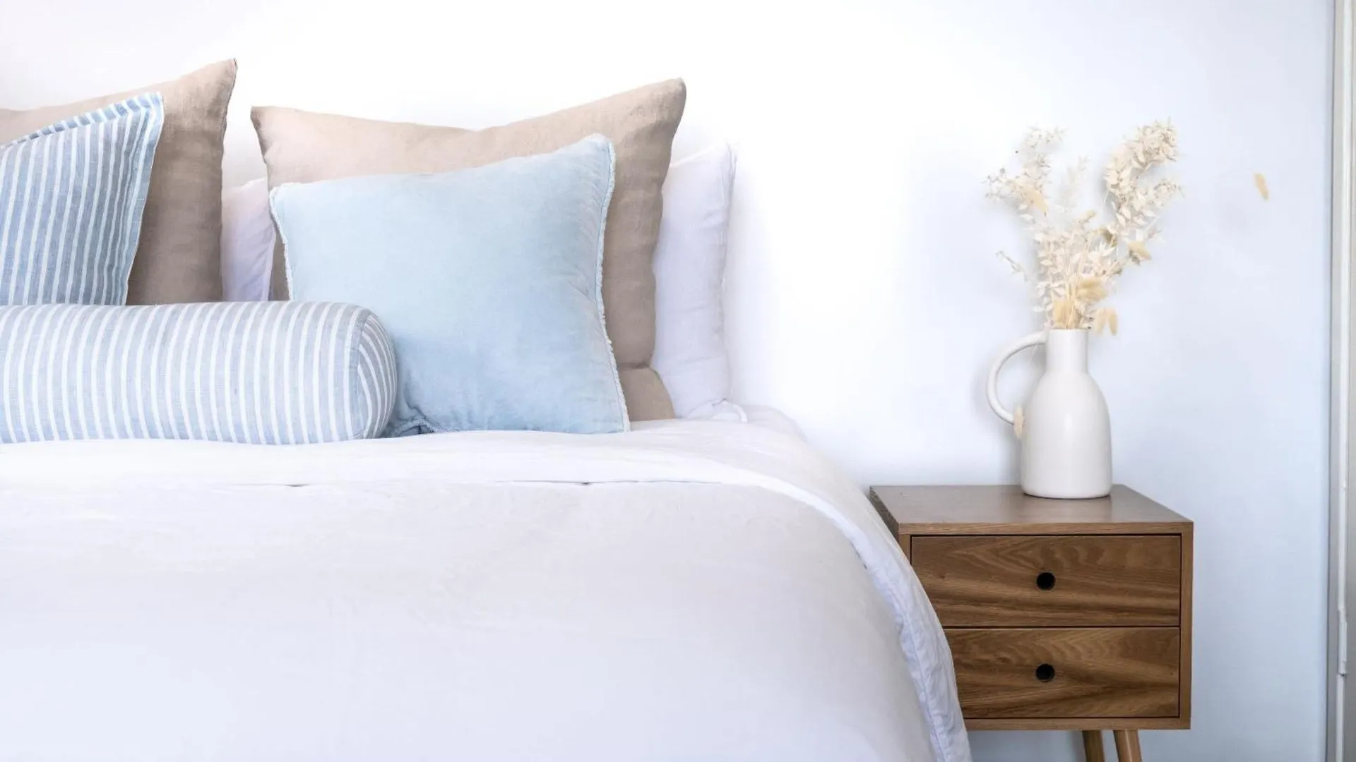 Montville Retreat With Hinterland & Coastal Views Hébergement de vacances
